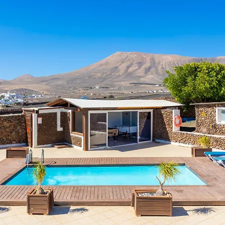 Vista Mar Villa